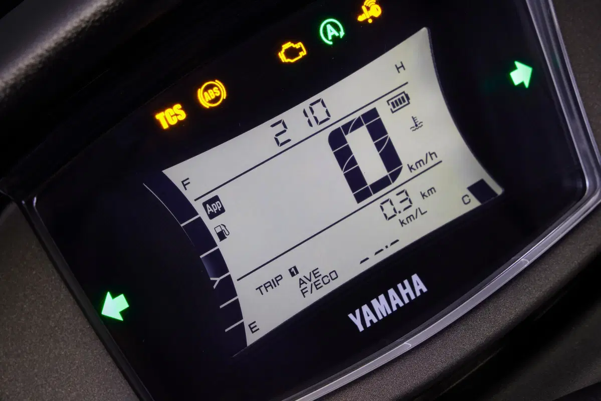 Yamaha NMAX 125 (16)