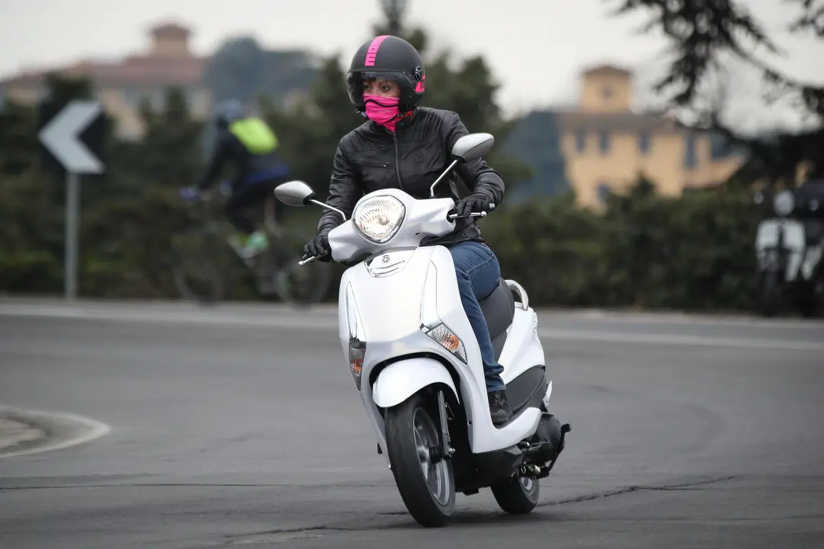Yamaha D'Elight 125