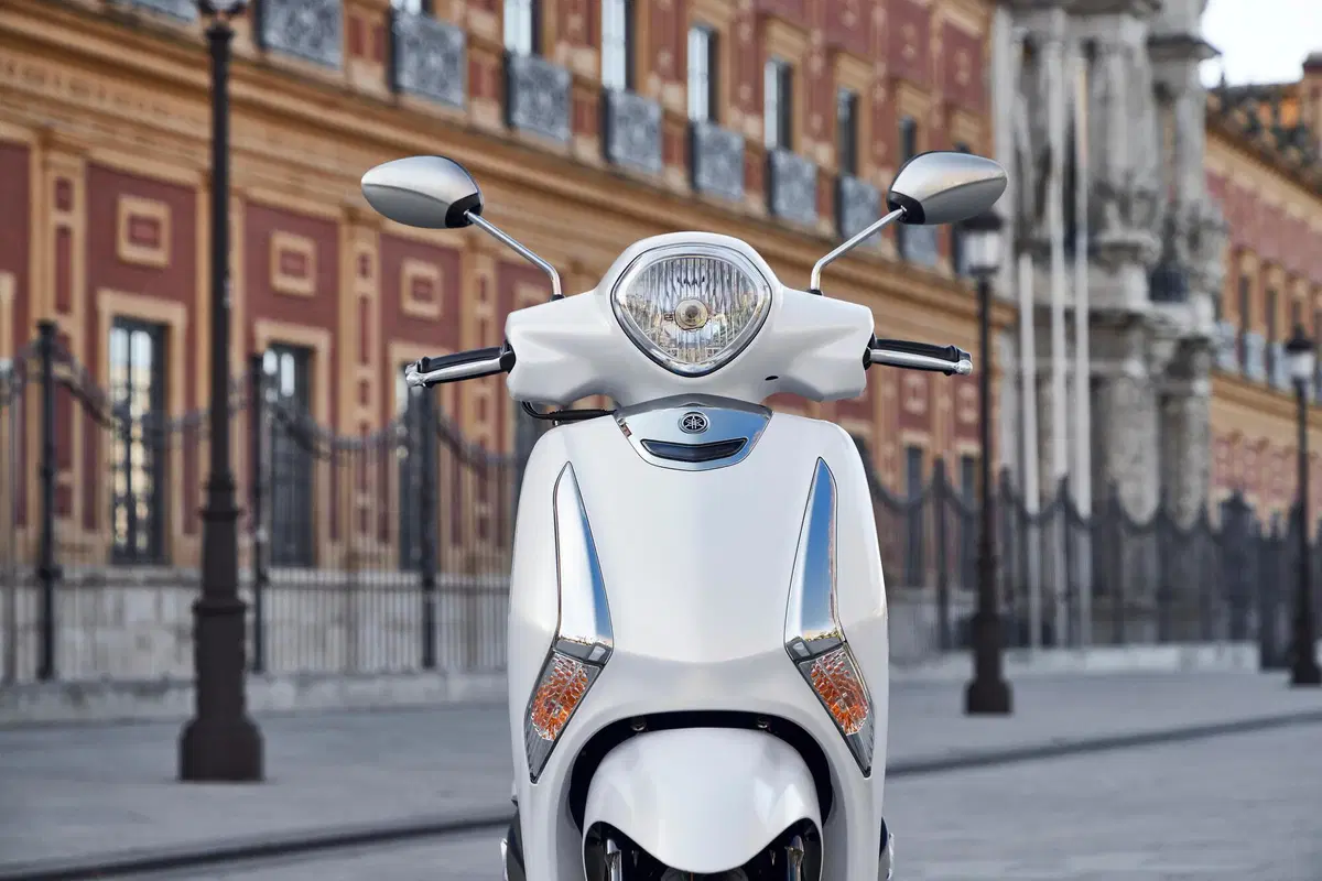 Yamaha D'Elight 125 (18)