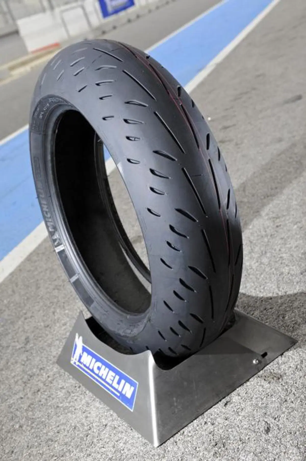 Michelin Pilot Power Supersport e Pilot Power 3 (4)