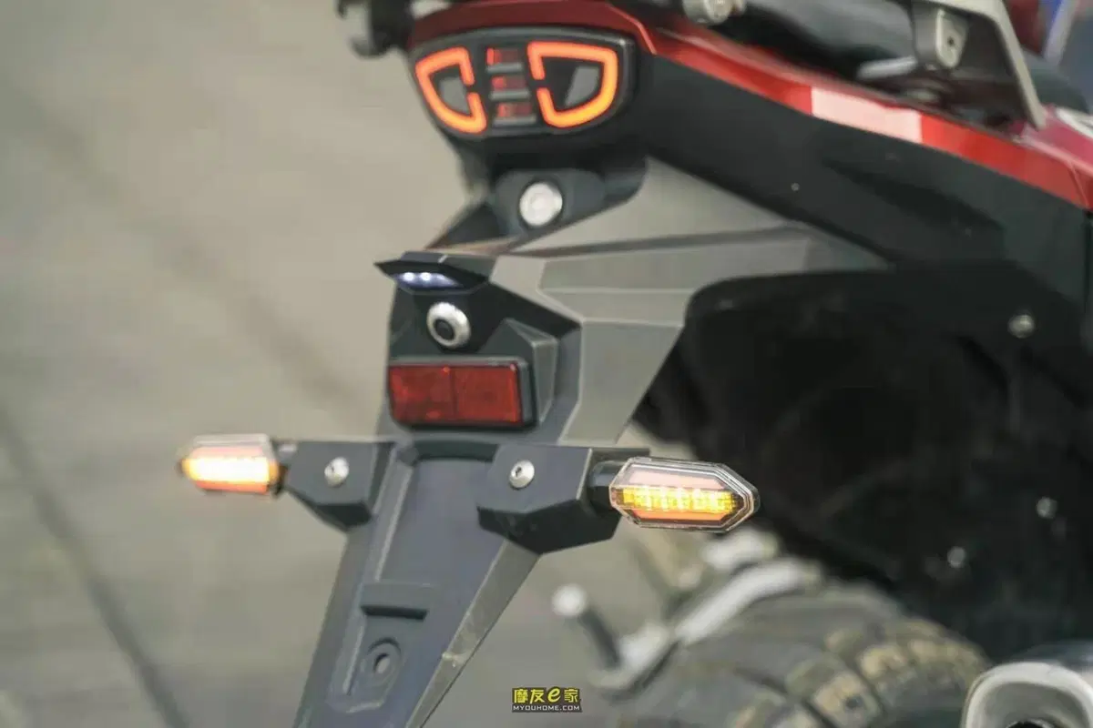L'Africa Twin 500 è fatta in Cina e si chiama Hengjian Dahaidao (16)