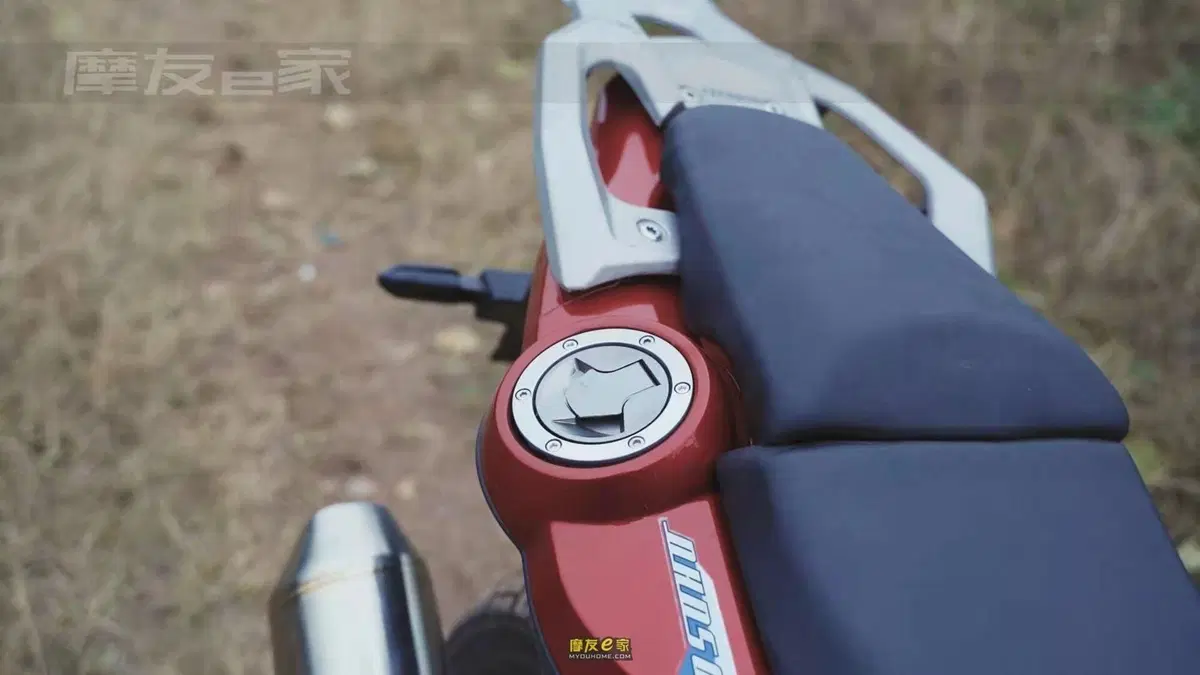 L'Africa Twin 500 è fatta in Cina e si chiama Hengjian Dahaidao (12)