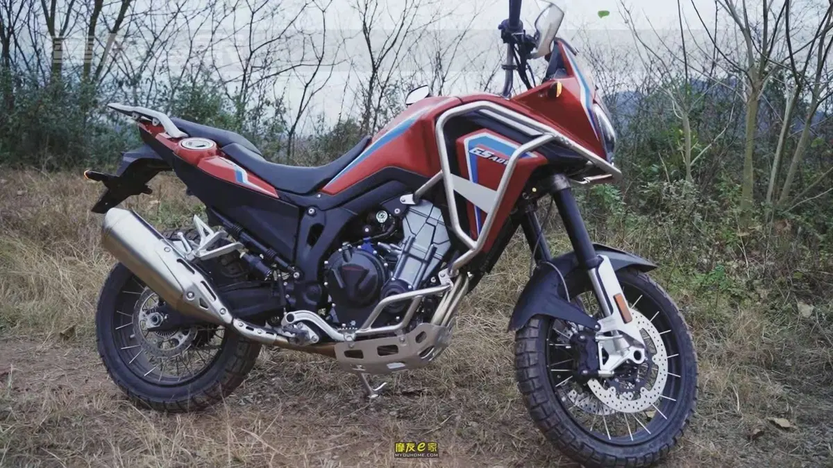L'Africa Twin 500 è fatta in Cina e si chiama Hengjian Dahaidao (20)