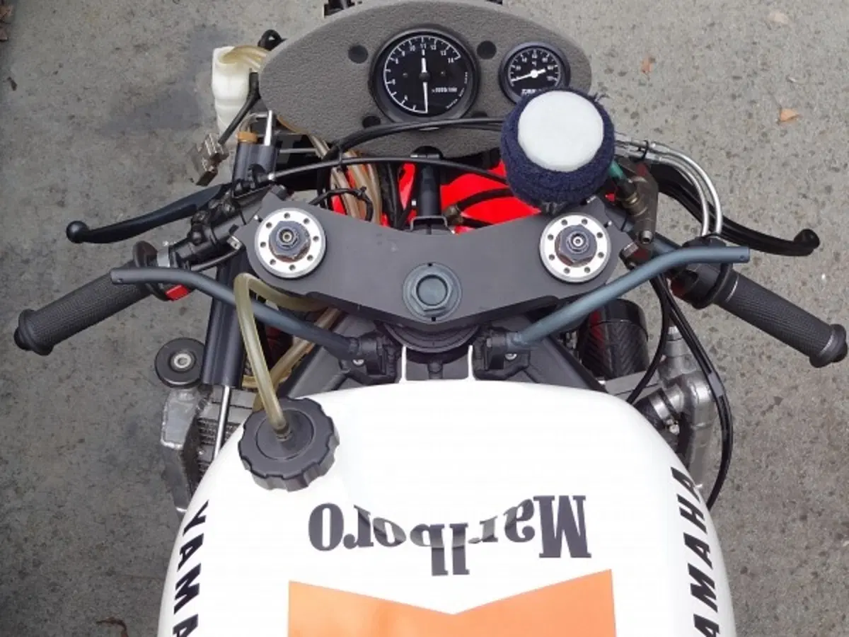 Avete 200.000 $ per una Yamaha 500 da GP? (9)