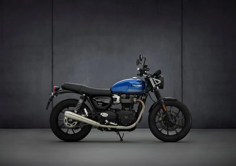Triumph Street Twin Street Twin 900 (2021 - 22) (5)