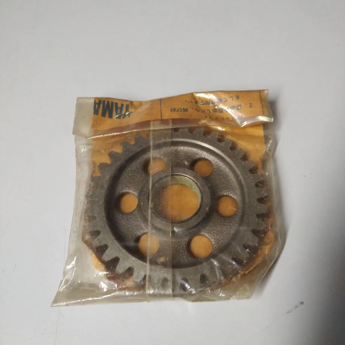 INGRANAGGIO FOLLE YAMAHA XT550/XT 34L/43F/1VJ/2KF/