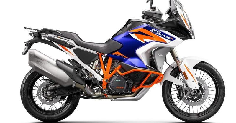 Nuova KTM 1290 Super Adventure R 2021. Dati e prezzo