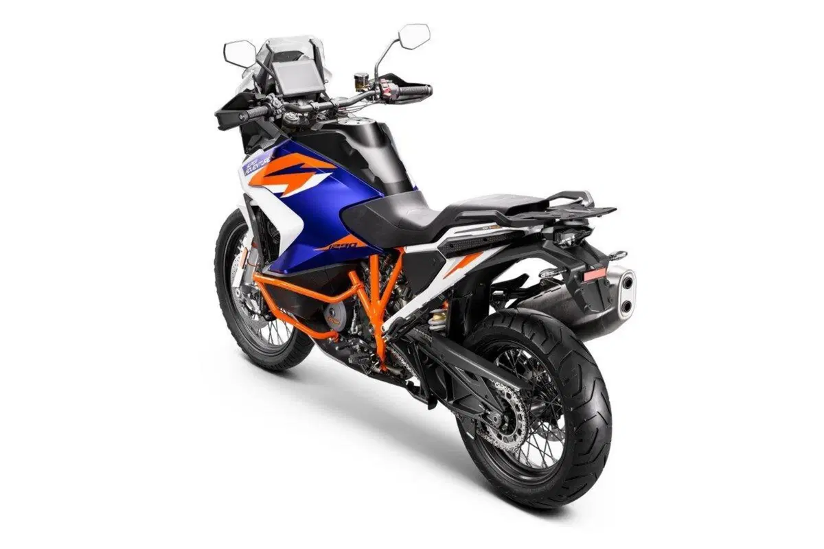 Nuova KTM 1290 Super Adventure R 2021 (3)