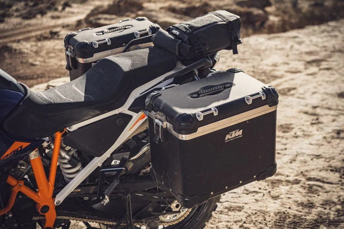 Nuova KTM 1290 Super Adventure R 2021 (2)