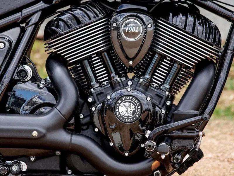 Indian Chief 1890 Bobber Dark Horse (2021 - 26) (3)