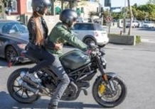 Adrien Brody scorrazza per L.A. sulla sua Ducati Monster Diesel 