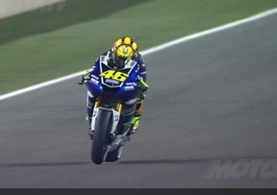 MotoGP. Lorenzo è il più veloce nelle libere in Qatar. Rossi 3°