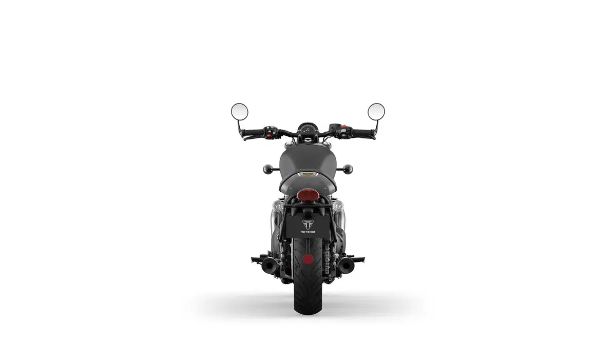 Triumph Bonneville Bobber 2021 (21)