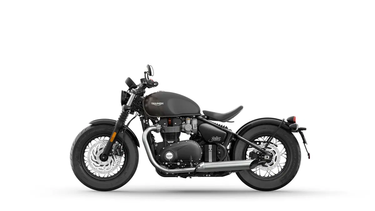 Triumph Bonneville Bobber 2021 (26)
