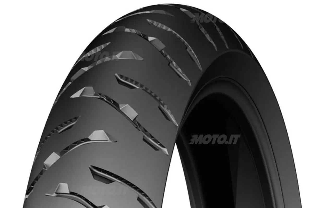 Nuove Michelin Anakee III per maxi enduro (2)