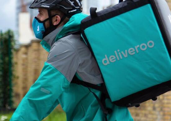 Food Delivery all'angolo. 60mila rider da assumere e multe per 733 milioni