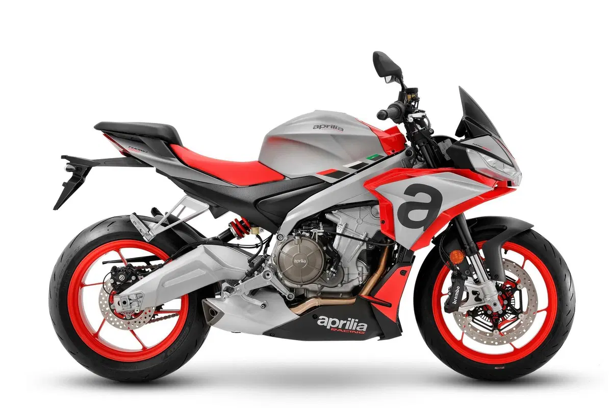 Aprilia Tuono 660 Piccola regina (2)