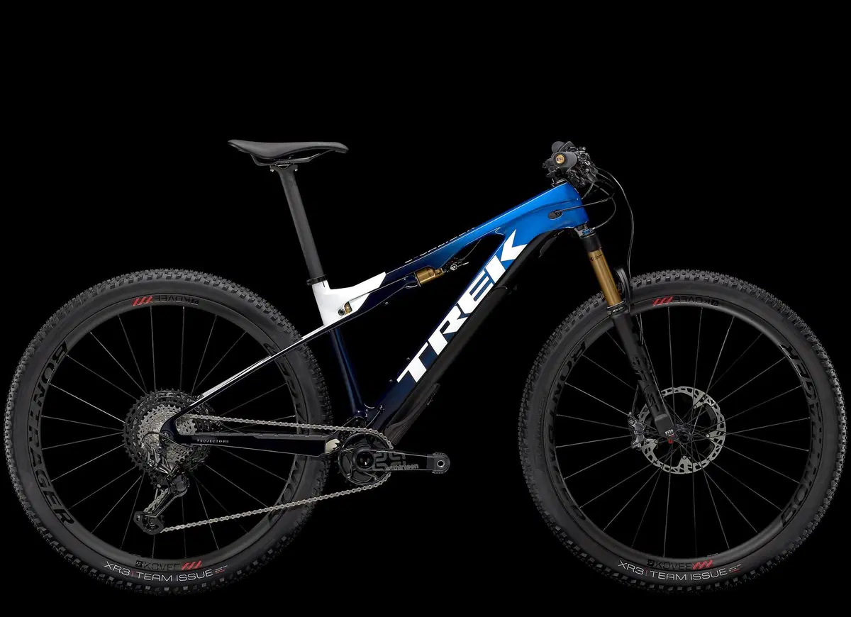 Trek presenta la E-Caliber, peso piuma da cross country (3)