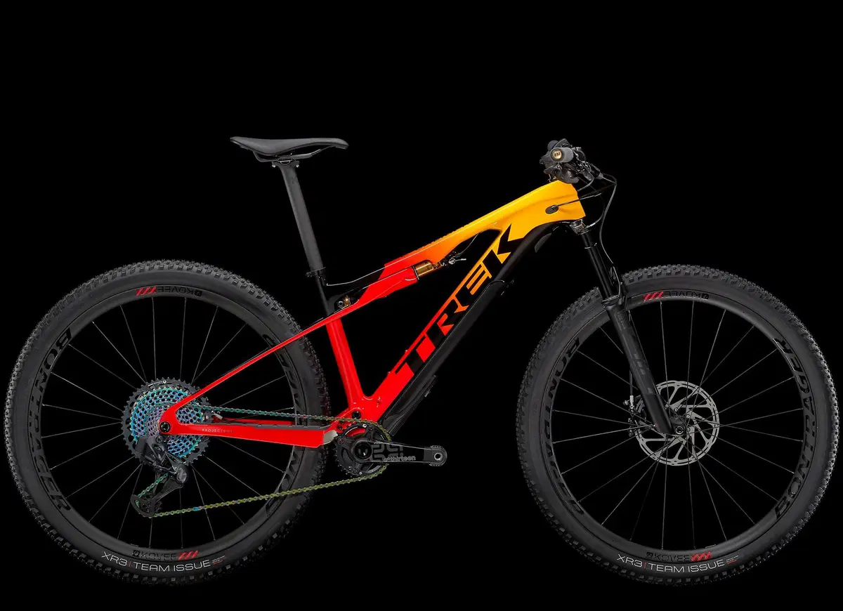Trek presenta la E-Caliber, peso piuma da cross country (4)