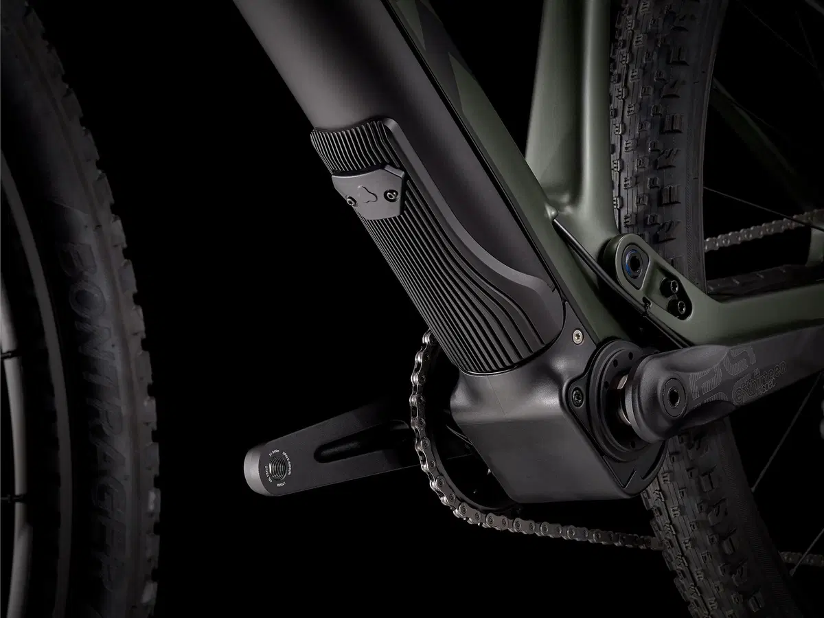 Trek presenta la E-Caliber, peso piuma da cross country (36)