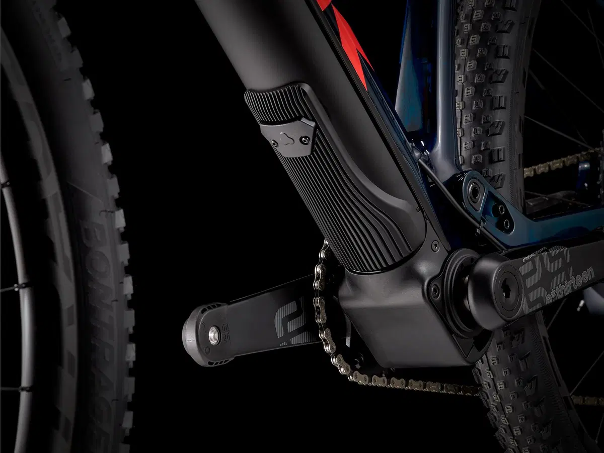 Trek presenta la E-Caliber, peso piuma da cross country (37)