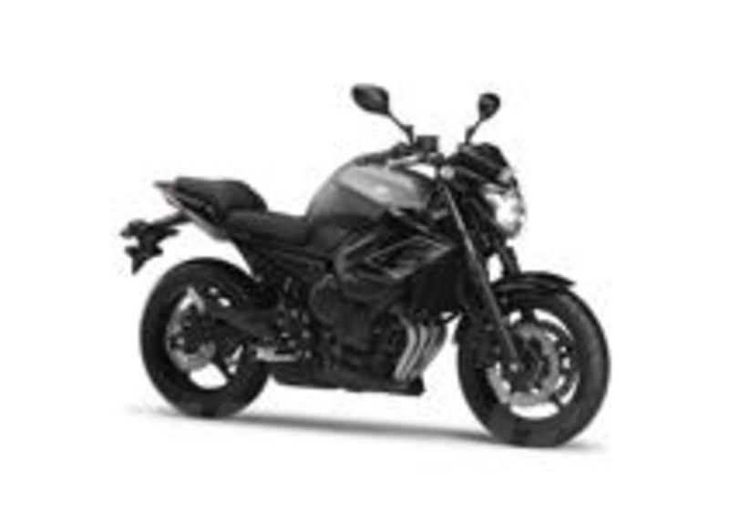 Yamaha, arrivano XJ6 SP e kit per neopatentati