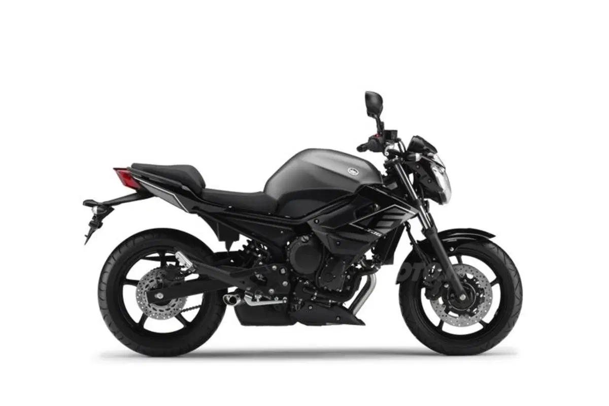 Yamaha, arrivano XJ6 SP e kit per neopatentati (5)