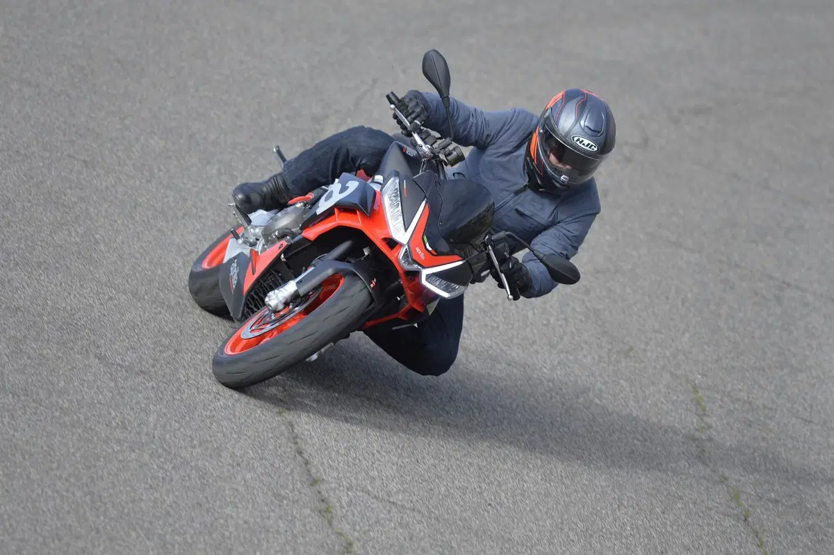 Aprilia Tuono 660 Piccola regina