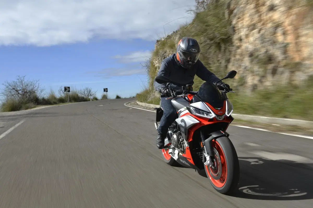 Aprilia Tuono 660 Piccola regina (6)