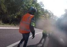 Moto crash: con la Honda Goldwing, a volte, il problema è fermarsi [VIDEO]