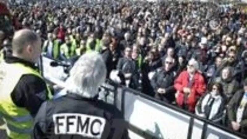 Memorial Spadino: 5.000 motociclisti ricordano l'eroe del Tunnel