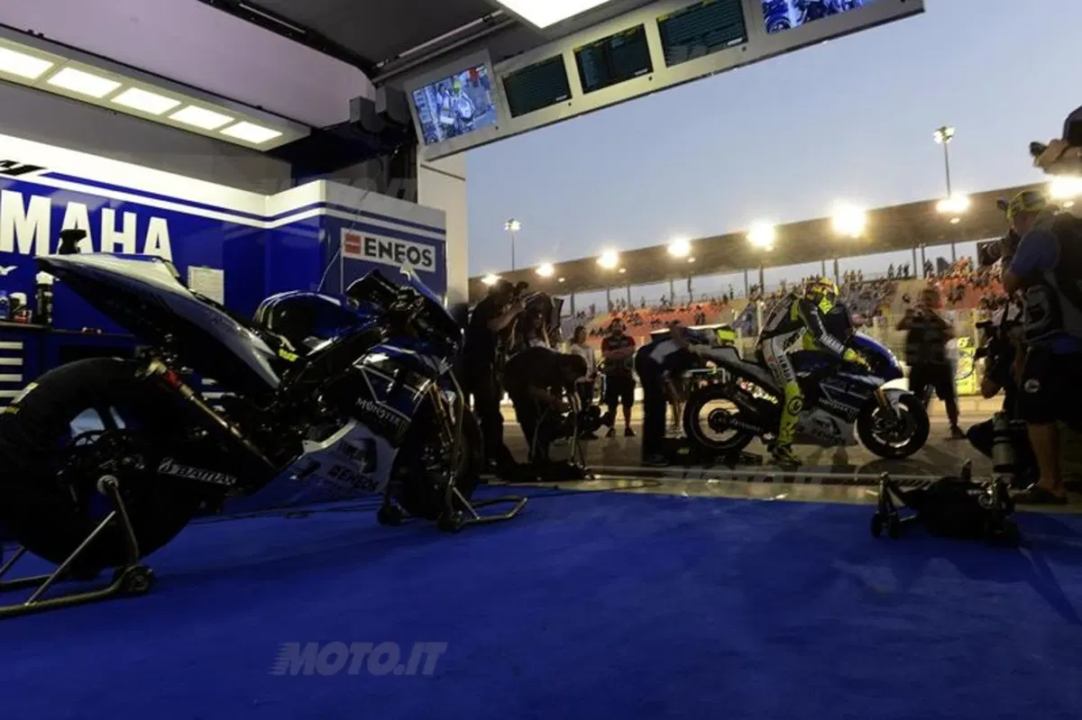 MotoGP. Le foto più spettacolari del GP del Qatar (7)
