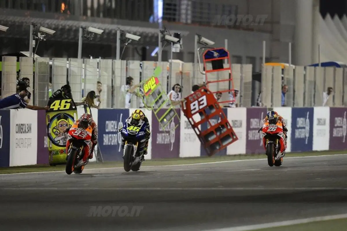 MotoGP. Le foto più spettacolari del GP del Qatar (15)
