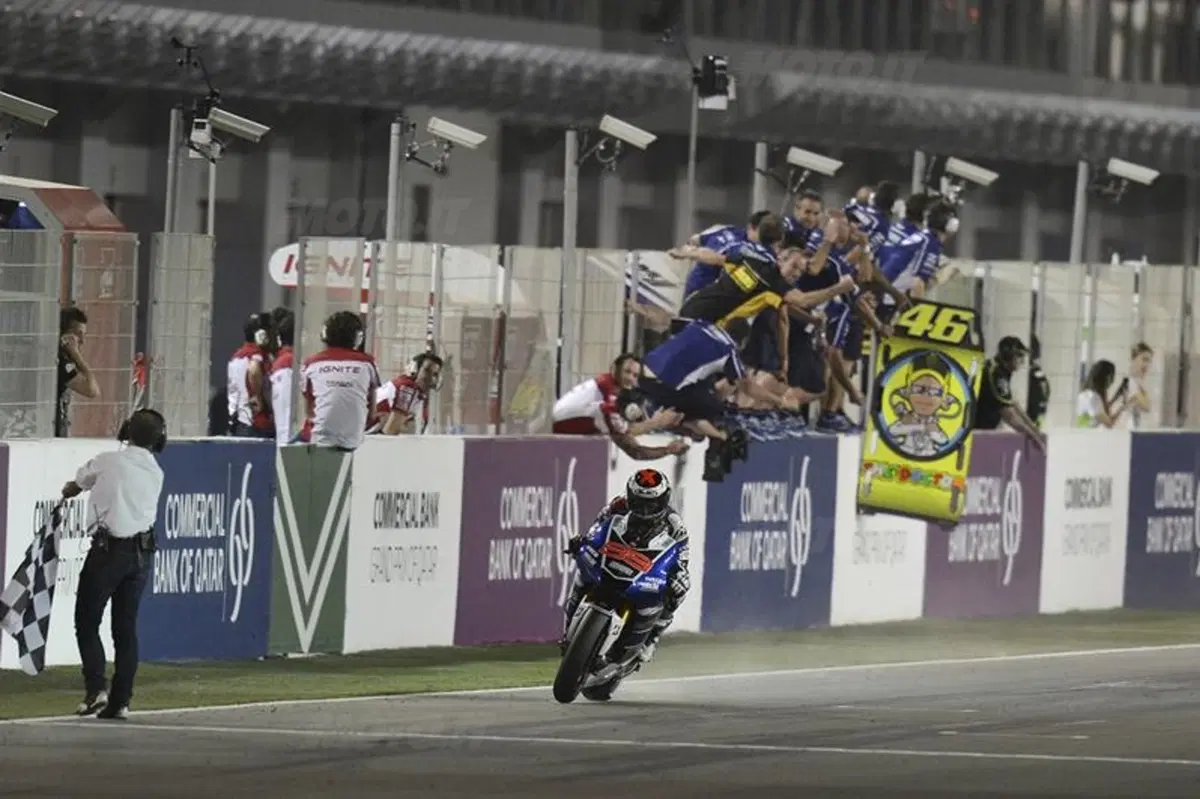 MotoGP. Le foto più spettacolari del GP del Qatar (16)