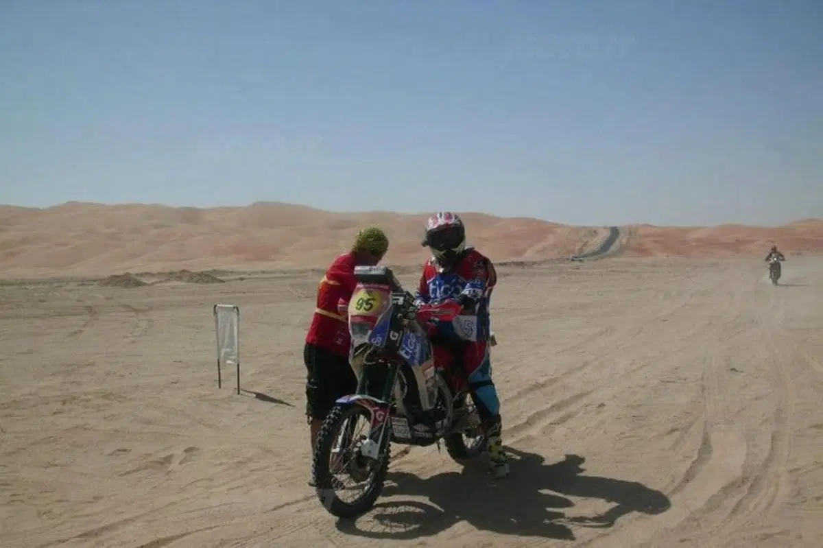Abu Dhabi Desert Challenge. Sunderland (Honda) vince la 4° Speciale, Coma (KTM) in testa (2)