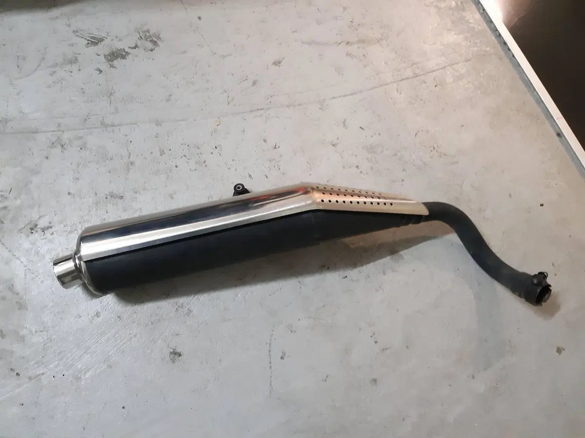 Terminale scarico honda Hornet 600 2000/02 (2)
