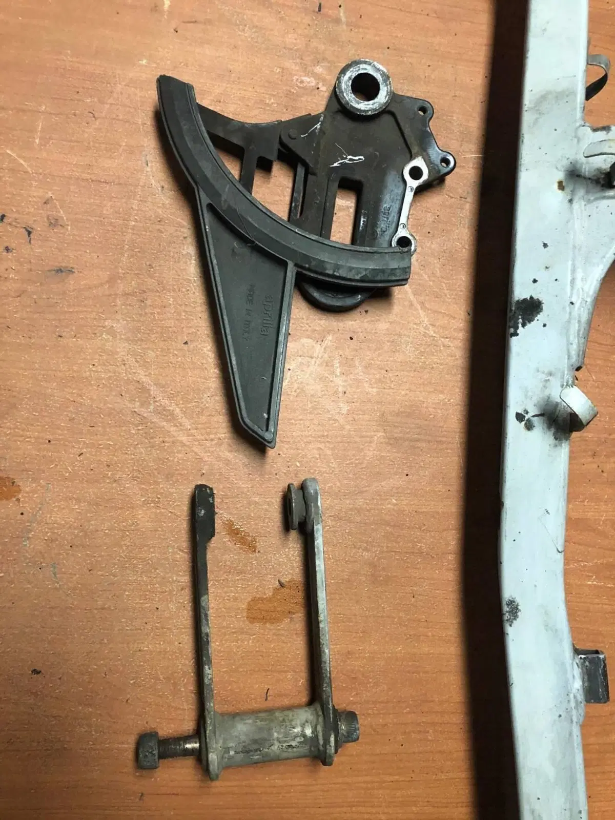 Forcellone posteriore Aprilia Pegaso 125 (2)