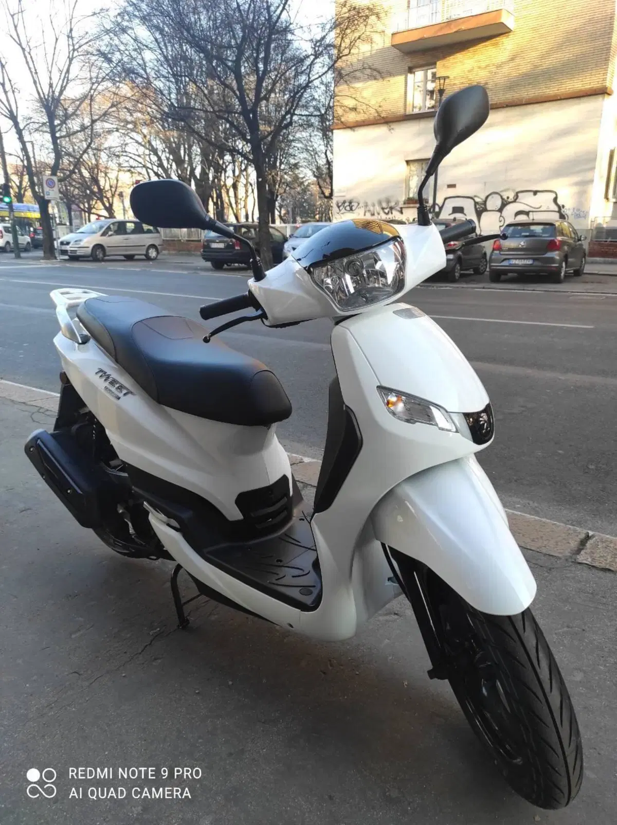 Peugeot Tweet 125i Active (2021 - 25) (4)