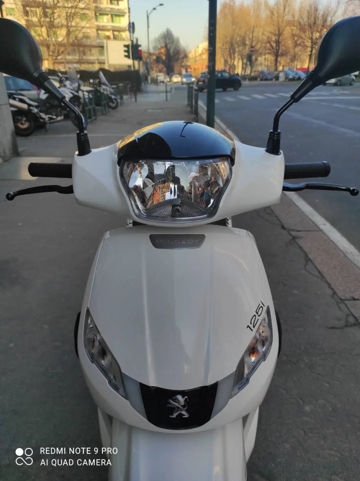 Peugeot Tweet 125i Active (2021 - 25) (5)
