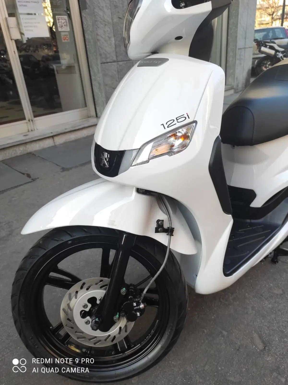 Peugeot Tweet 125i Active (2021 - 25) (9)