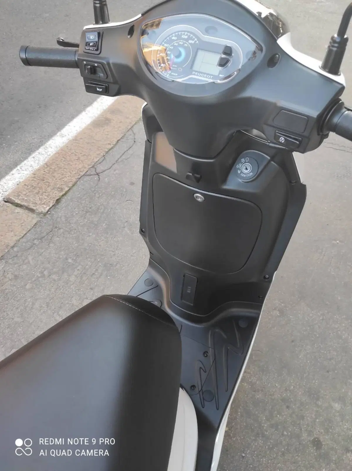 Peugeot Tweet 125i Active (2021 - 25) (12)