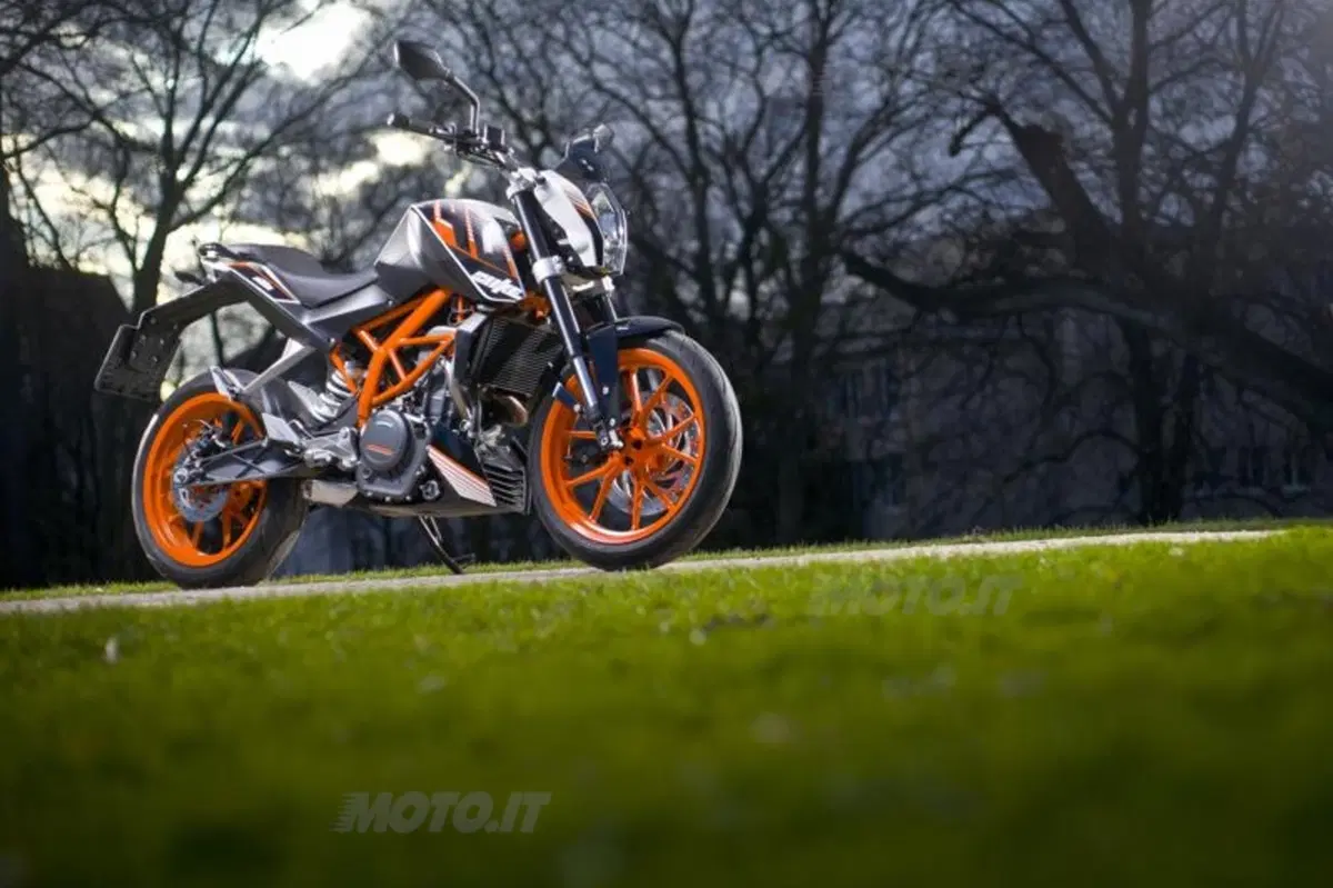 KTM Duke 390  (8)