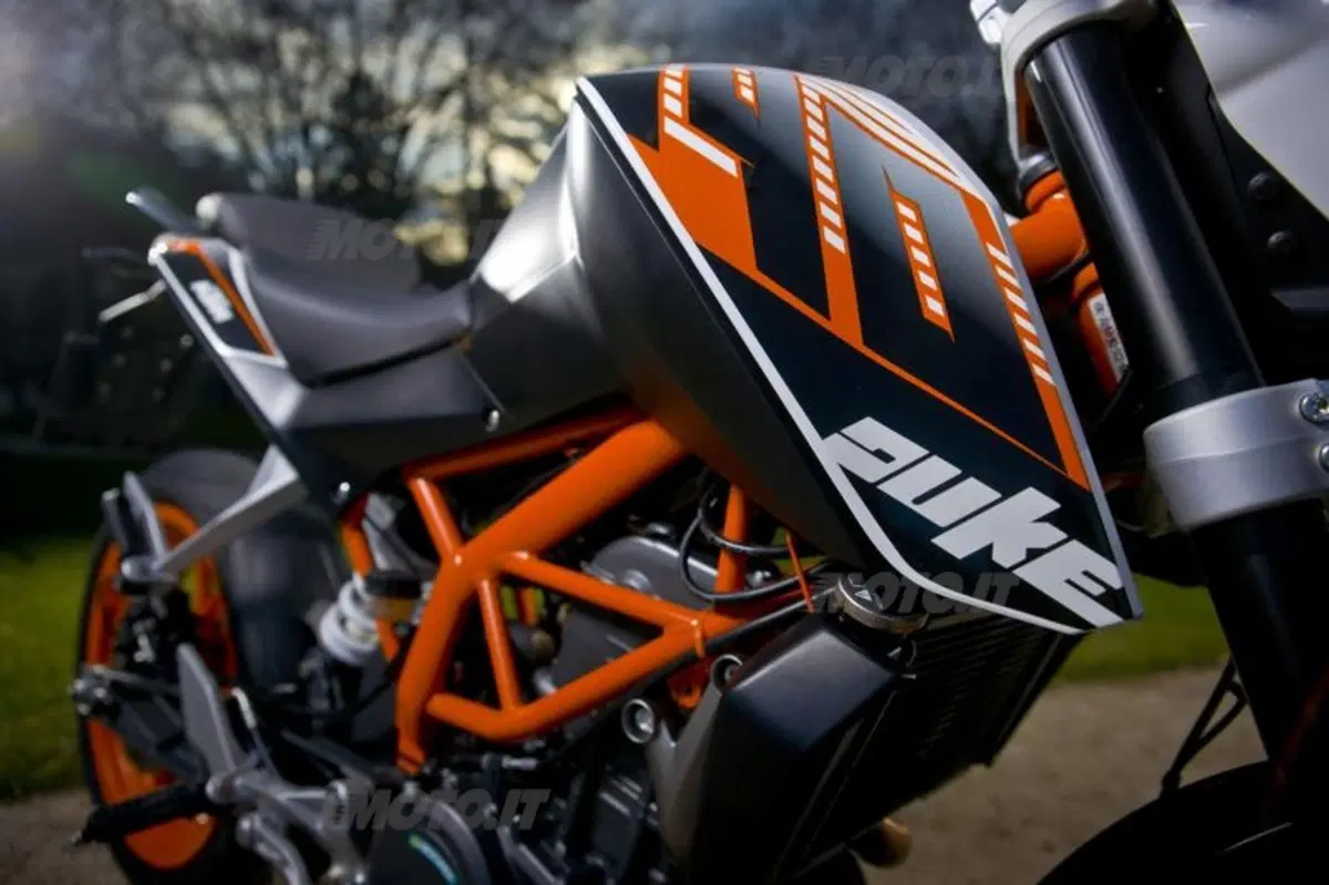 KTM Duke 390  (20)