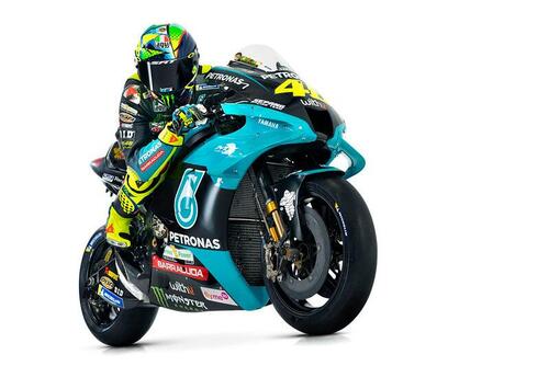 MotoGP. Tutte le foto della Yamaha M1 Petronas SRT di Valentino Rossi [GALLERY] (5)