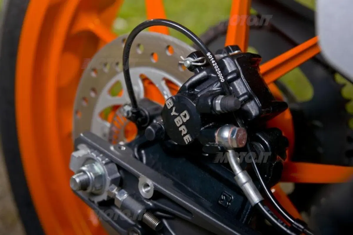 KTM Duke 390  (25)