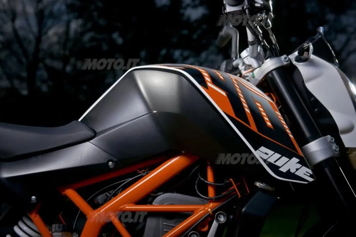 KTM Duke 390  (28)