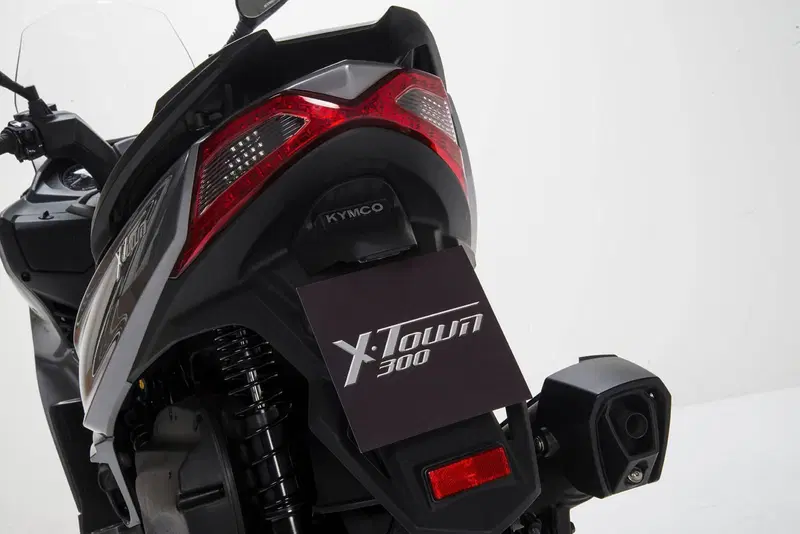 Kymco X-Town 300i (2025 - 26) (3)