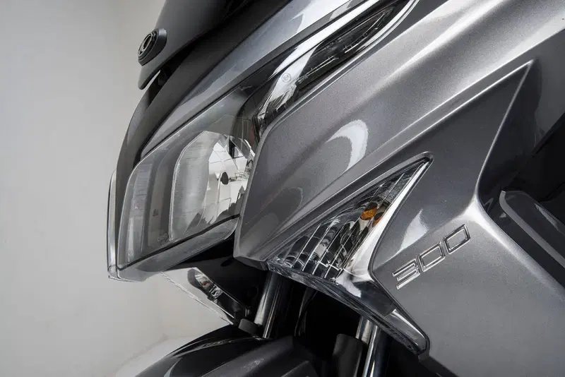 Kymco X-Town 300i (2025 - 26) (7)