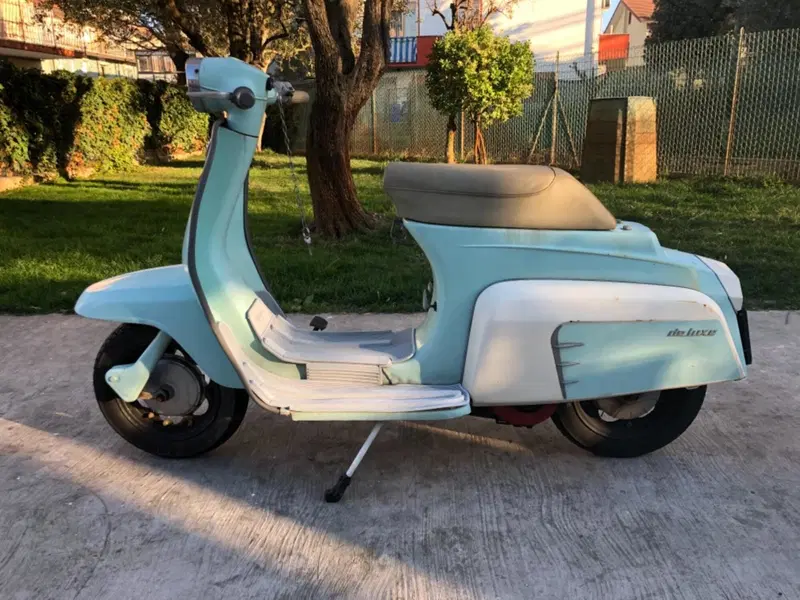 Lambretta J50