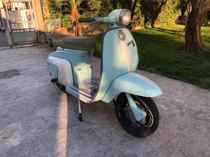 Lambretta J50 (2)